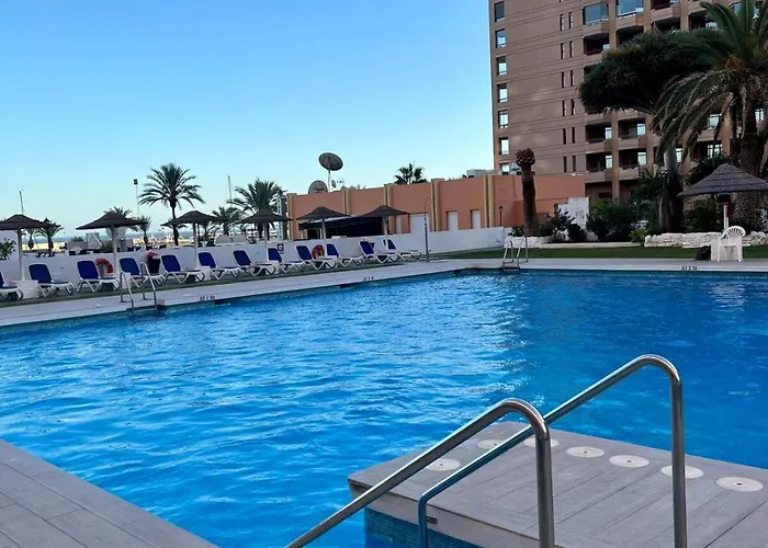 Lägenhet Newly Renovated & *