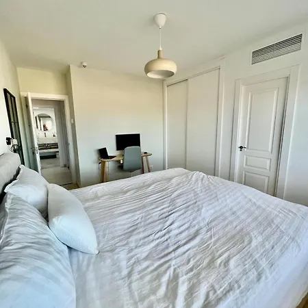 Newly Renovated & Apartment Fuengirola