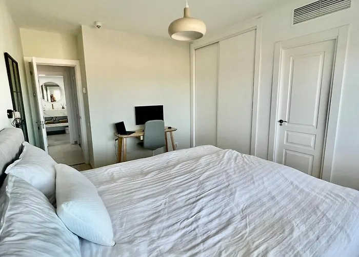 Newly Renovated & Appartement Fuengirola