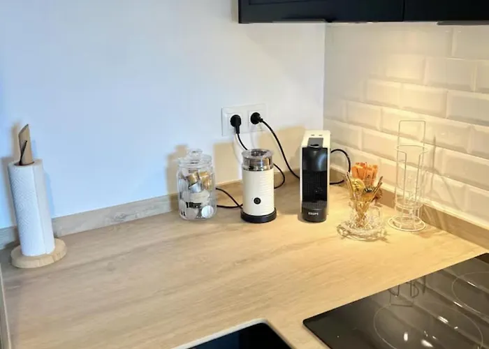 Apartment Newly Renovated & *