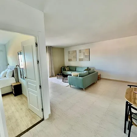 Newly Renovated & Appartement